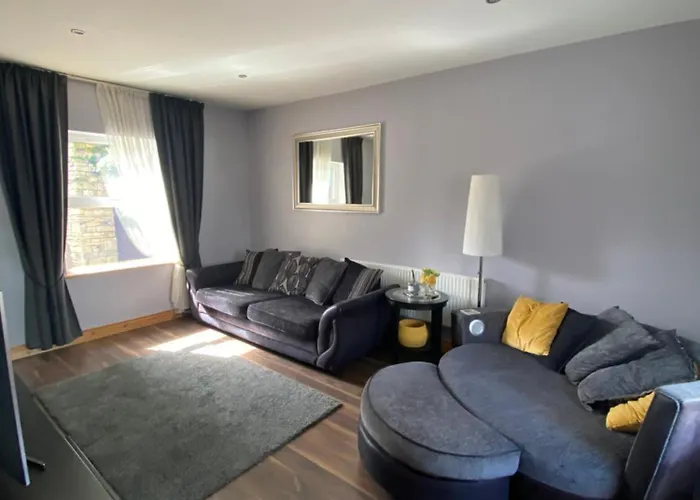 Rockside Sleeps 7, Jacuzzi Bath, Walk To Rock Of * كاشيل